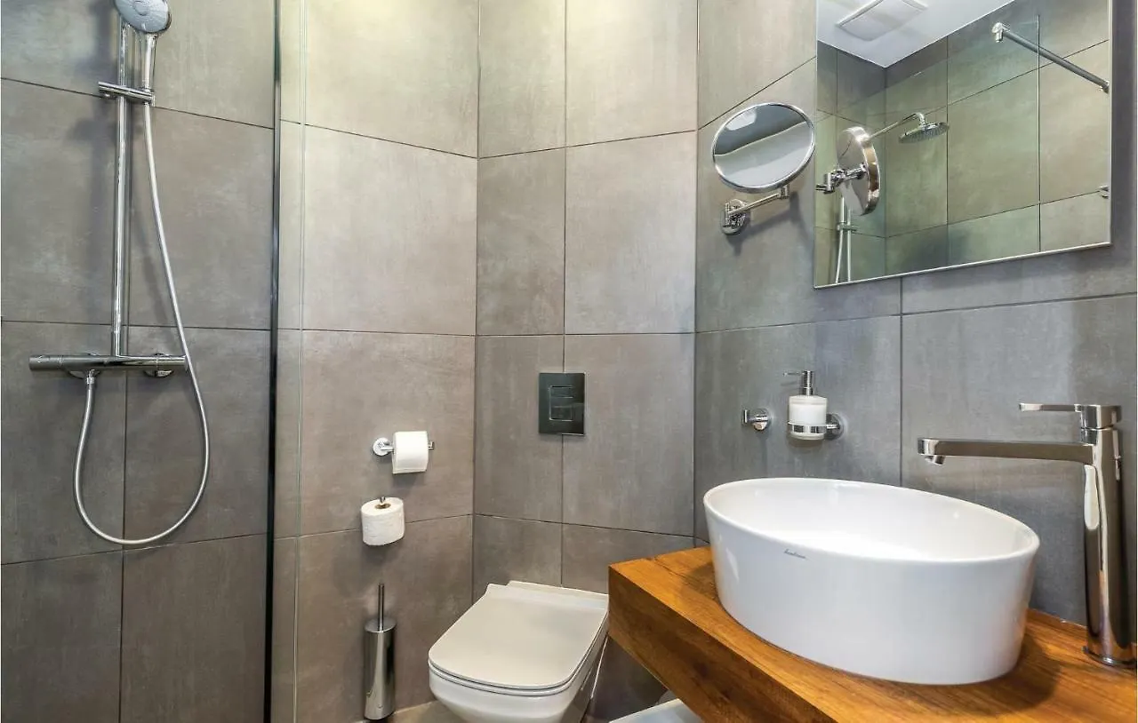 Four-Bedroom Holiday Home In Veprinac